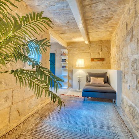 Le Petit Voyage - Chill Out Vila Cospicua Exterior foto