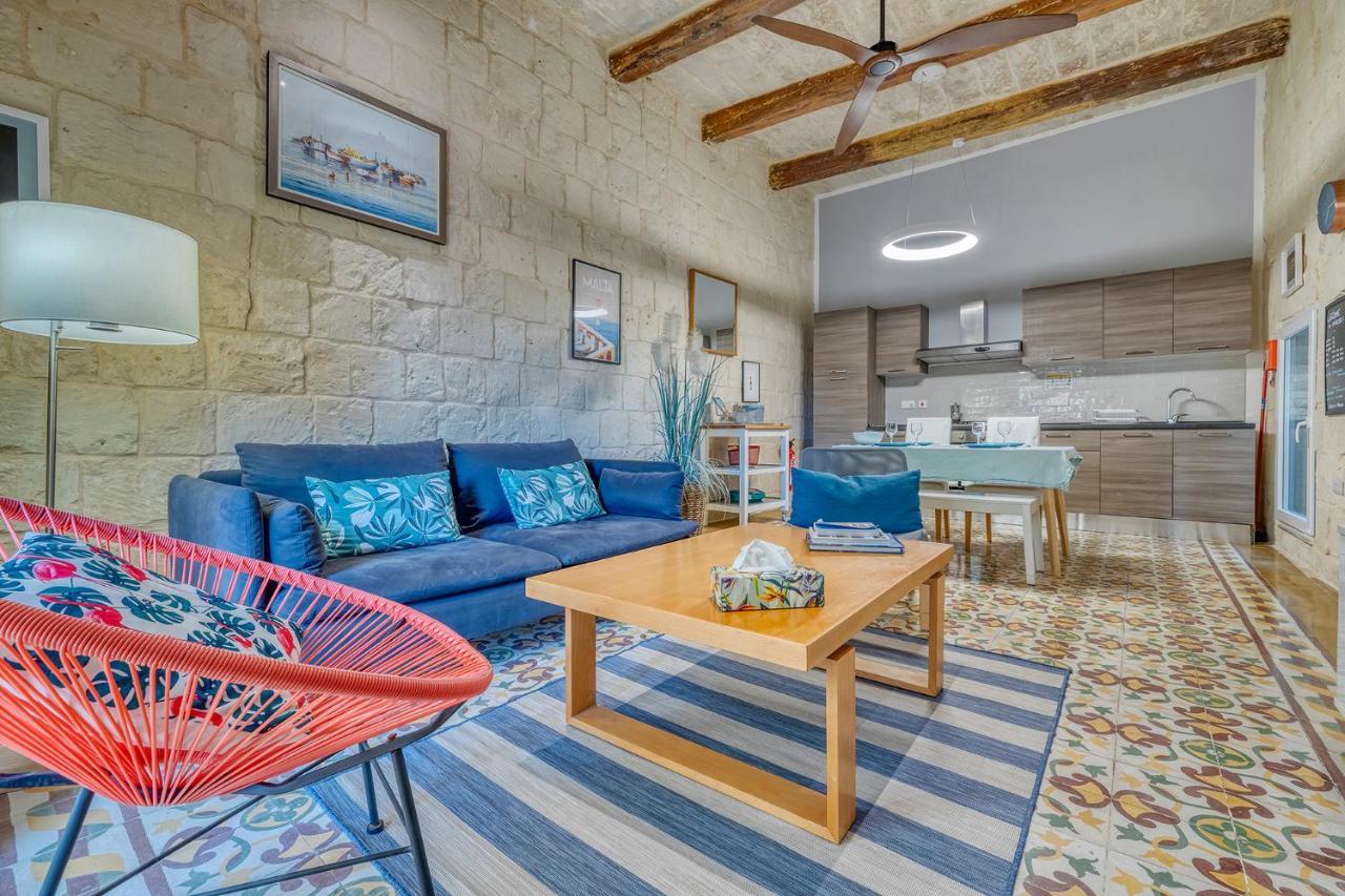 Le Petit Voyage - Chill Out Vila Cospicua Exterior foto